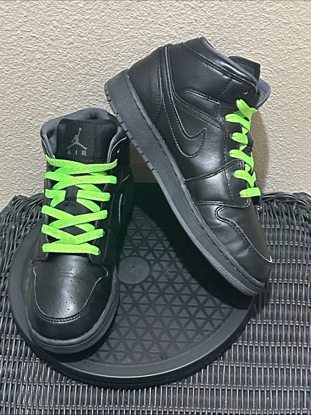 Jordan Black Dark Grey Outsole (GS) 554725-021